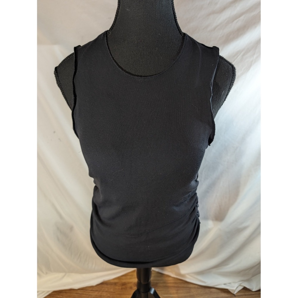 Alo Yoga ribbed en pointe tank with shelf bra black Large